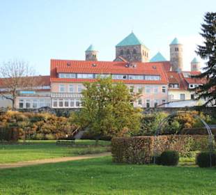 Magdalengarten Blick zu St. Michaelis