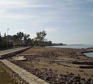 Vor Neptün und Lada Hotels