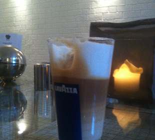 Mr. Cake Probierstübchen Cafe - Latte Macchiato