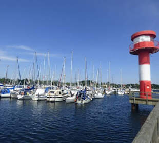 Schöner kleiner Hafen
