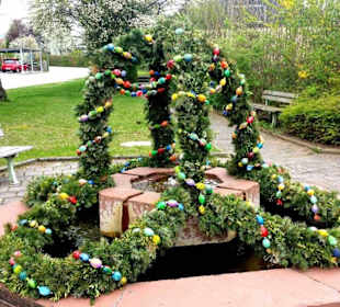 Osterbrunnen in Haundorf
