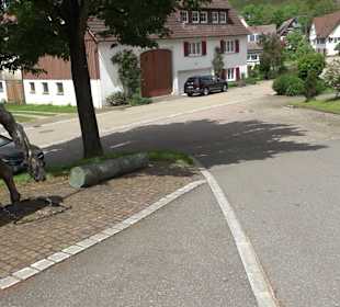 Skulptur Pferd Unteriflingen