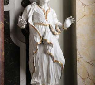 Hauptaltar Heiligenfiguren