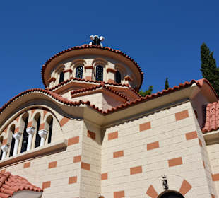 Archipolis und die Kirche Agios Nektarios Saint Nektarios