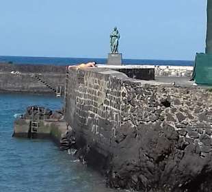 Skulptur Virgen del Carmen