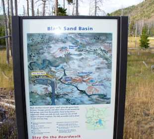 Black Sand Basin