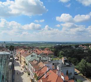 Widok z wieży widokowej Bramy Opatowskiej