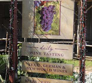 Aussenbewirtung des Weinlokal