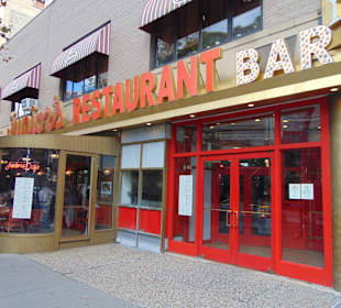 Junior's Restaurant an der 386 Flatbush Avenue