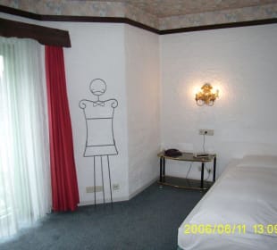 Schlafzimmer mit dem 2,20 x 1,00 m-Bett