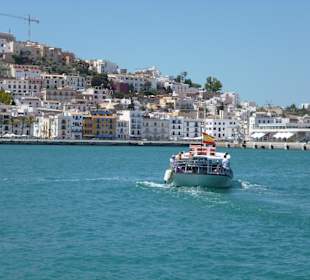 Mit dem Bötchen in die Altstadt