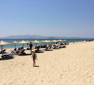 Plaka Strand / bei Taverne Dolphin