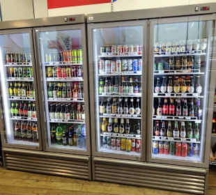 Die gekühlte Bierauswahl des English Shop