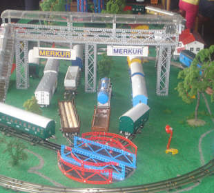 Stavebnice i vláčky