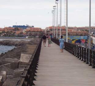 Blick über den Pier auf Los Cristianos