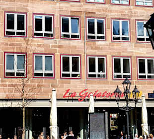 Die ganze Außenterrasse