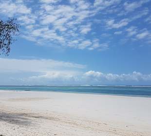 Strand Diani Beach