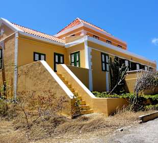 Außenansicht des Landhuis Dokterstuin