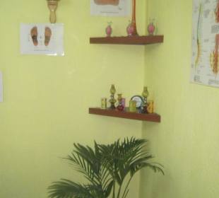 3 Massageraum in Praxis Fakis medicine