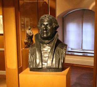 Luther Büsten