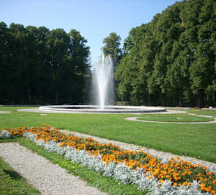 Brunnen am Schloss