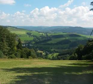Hang der Paragliding Flugschule in Elpe
