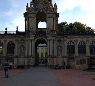 Zwinger Kronentor