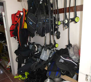 Hier wird der Atemschutz gelagert und gewartet