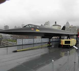 Intrepid Flugzeugträger