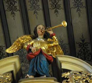 An der Orgel Nahaufnahmen