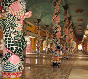 Der Haupttempel der Caodai-Sekte