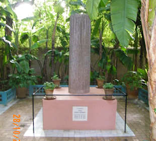 Memorial Yves St Laurent