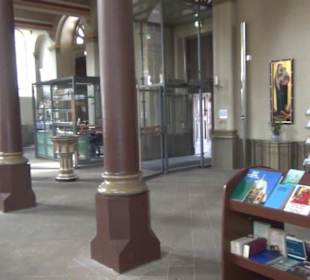 Probsteikirche Sankt Peter + Paul