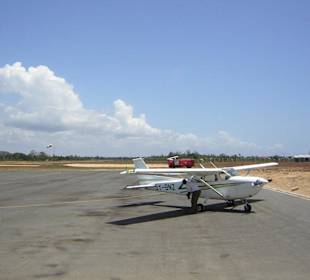 Cessna am Flughafen Ukunda