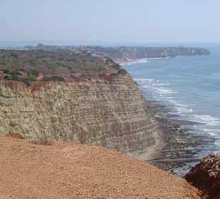 Von den Klippen vor Praia da Luz