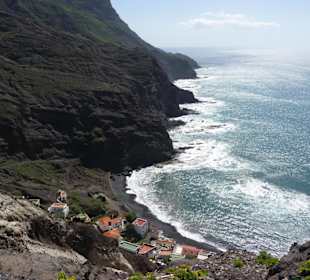 Blick von oben auf die Küste