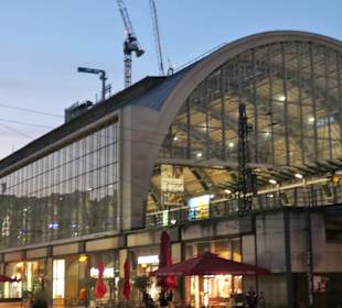 Bahnhof Alexanderplatz am Abend