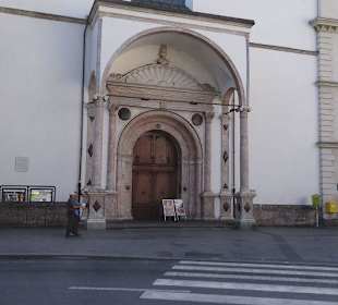 Seiteneingang der Hofkirche