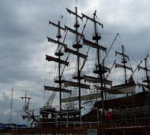 Piratenboot in Alanya