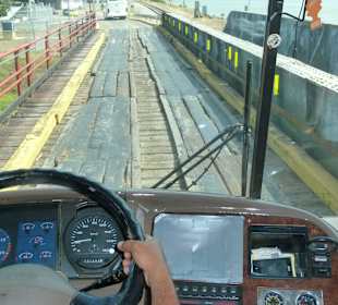 Brückenüberfahrt auf der Rückfahrt nach Cristobal