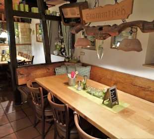 Blick in die Wirtsräume des Gasthofes Alte Mühle