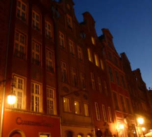 Langgasse: Blick Richtung Goldenes Tor