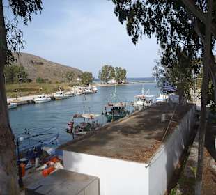 Flussmündung und Hafen