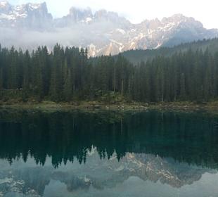 Karersee in den Morgenstunden