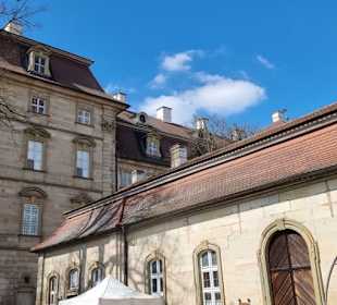 Die Nebengebäude
