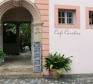 Cafe Caroline Rückseite Herder-Kirche