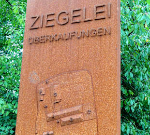 Das alte Firmenschild der Ziegelei