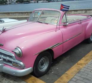 Für Oldtimerfans ist Havanna ein Pflichtaufgabe