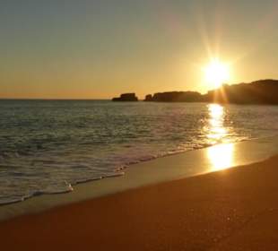 Praia da Coelha – kleiner Strand in schöner Bucht