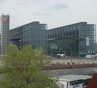 Der Berliner Hauptbahnhof